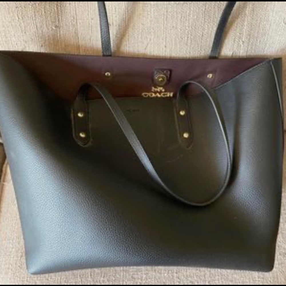 Coach Tote & Caryall - Picture 3 of 3